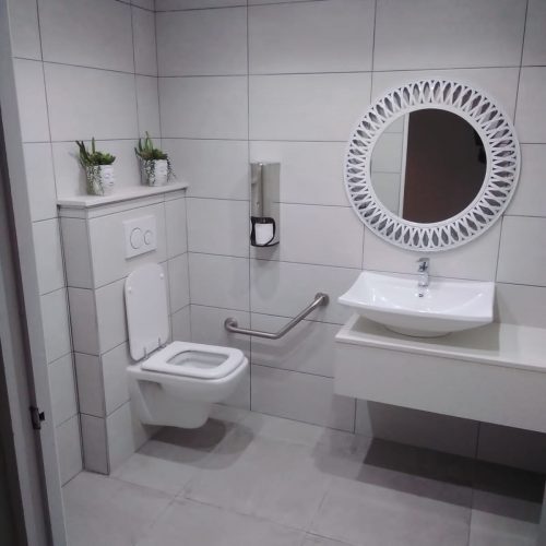 Upgraded bathroom facilities, wheelfree friendly